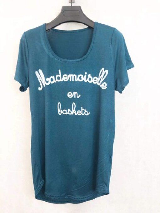 Tshirt "Mademoiselle en baskets"