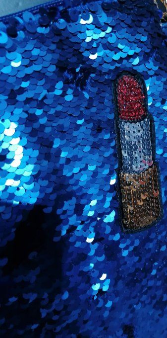 Sac/pochette en paillettes bleu roi